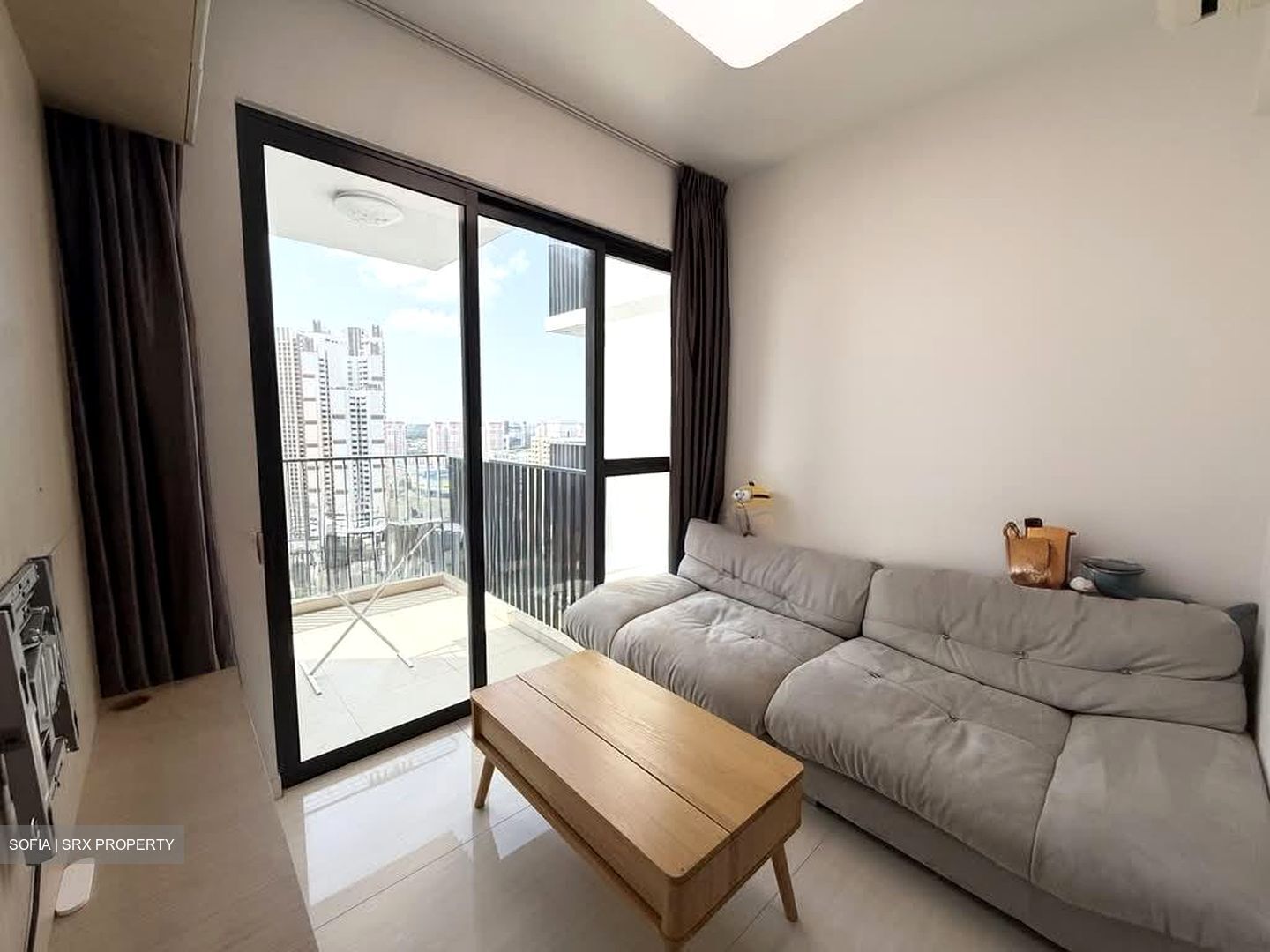 Sky Vue (D20), Condominium #586335041